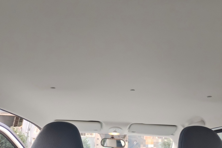 奔腾小马 2025款 222km 灵动马中控内饰22