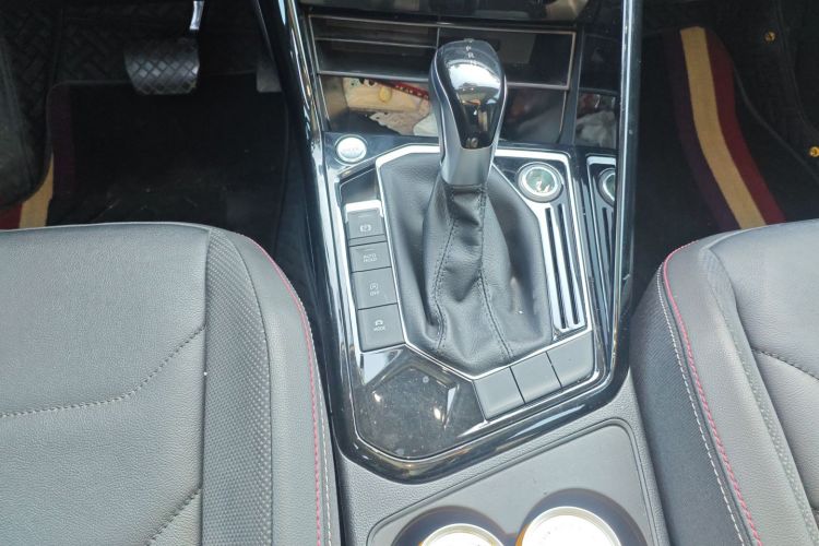 大众 探岳 2019款 330TSI 两驱豪华型 国VI局部细节18