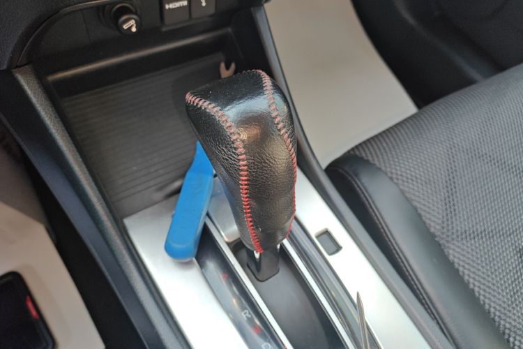 本田 杰德 2014款 1.8L 自动舒适精英版 5座中控内饰18