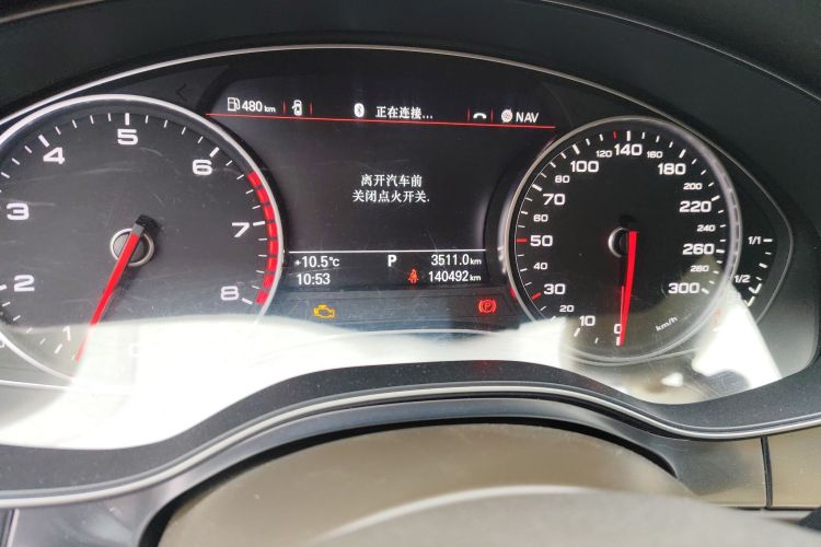 奥迪A6L 2012款 30 FSI 舒适型中控内饰15