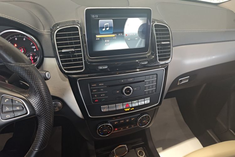 奔驰GLE轿跑 2015款 GLE 320 4MATIC 轿跑SUV中控内饰16