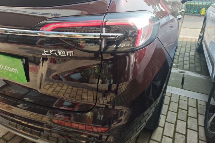 别克 2022款 昂科威Plus Avenir艾维亚 七座版车身外观6006