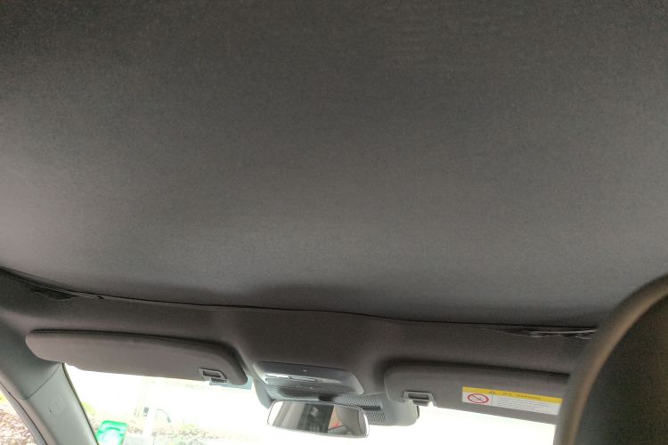 小鹏P7 2021款 670E鹏翼版中控内饰22