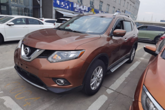 日产 奇骏 2014款 2.0L CVT舒适版 2WD