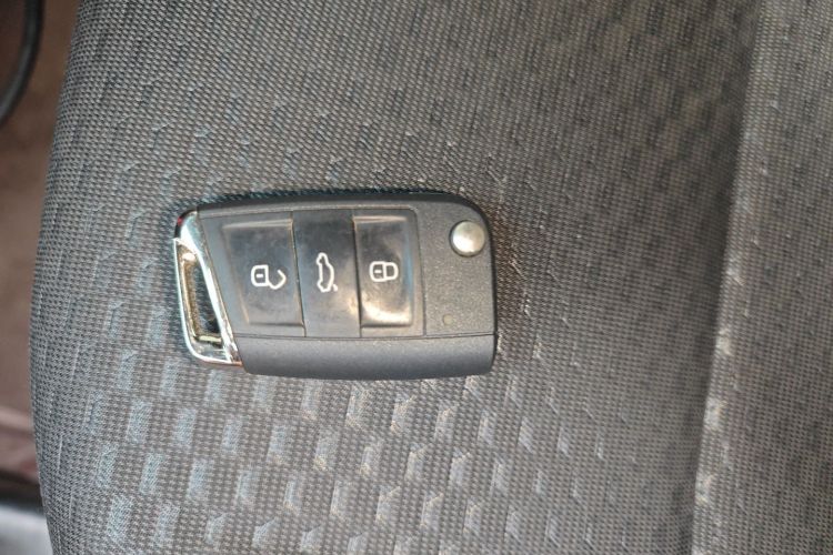 大众 途昂 2017款 380TSI 四驱舒适版中控内饰11