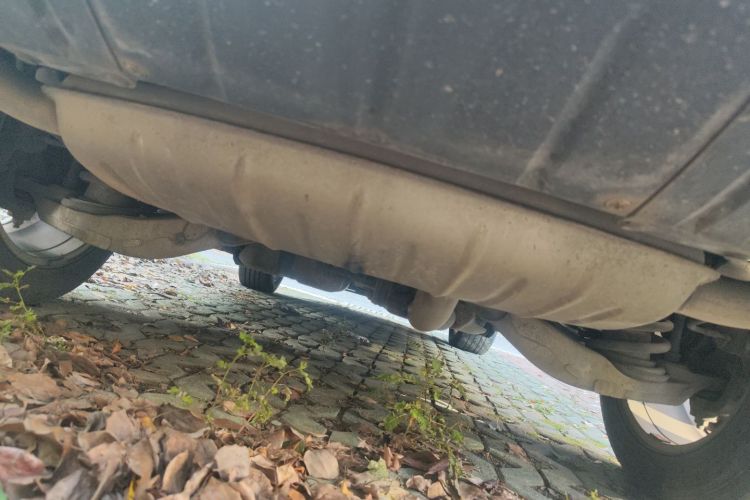 凯迪拉克SRX 2013款 3.0L 旗舰型局部细节9009