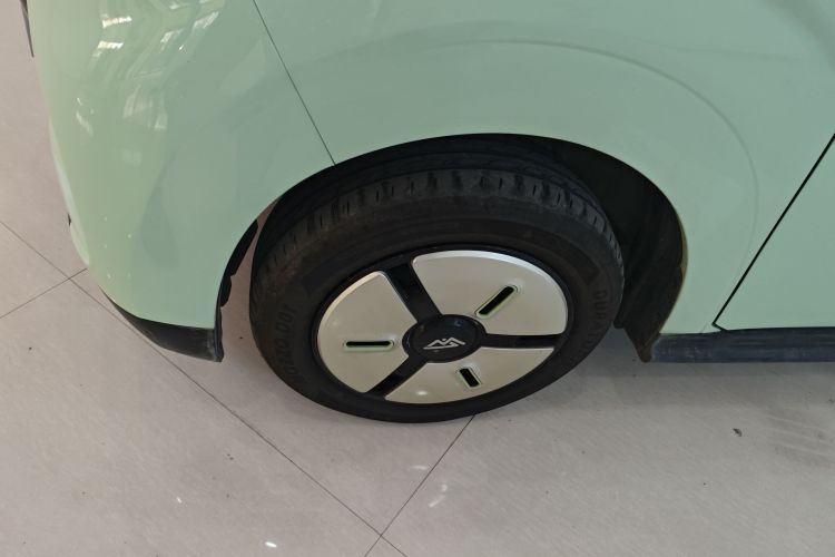 凌宝汽车 凌宝BOX 2022款 卓文君Pro版车身外观6007