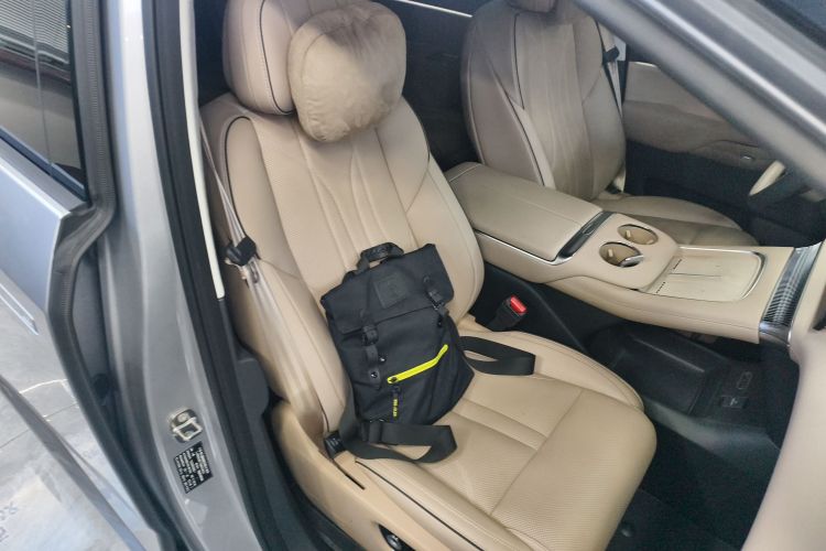 小鹏X9 2025款 650长续航 Max局部细节41