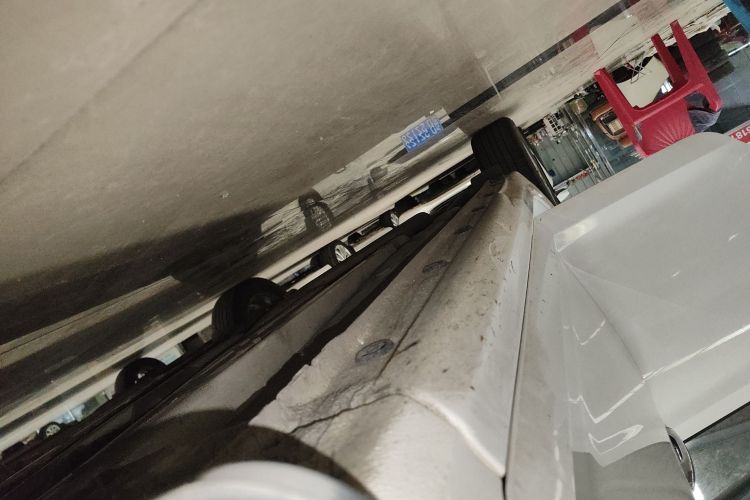 现代 悦纳RV 2017款 1.4L 自动活力版SPORT 国V局部细节9001