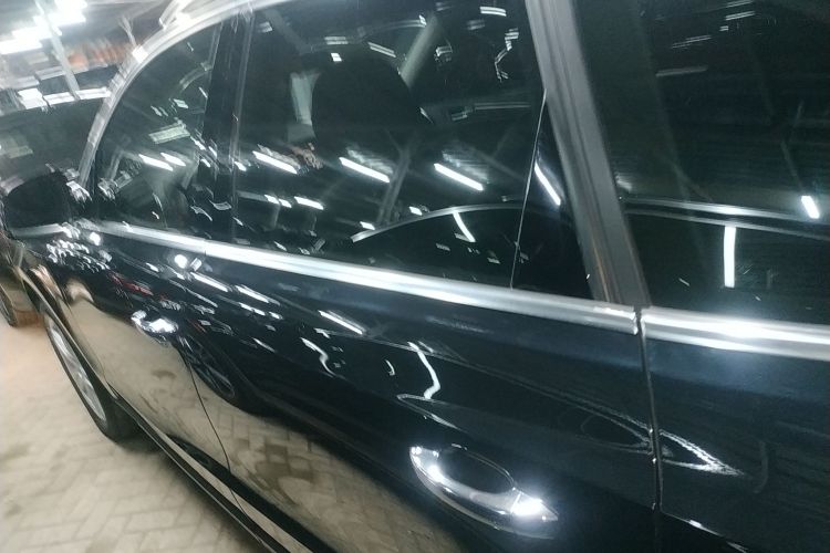 奥迪Q5 2016款 40 TFSI 进取型车身外观4