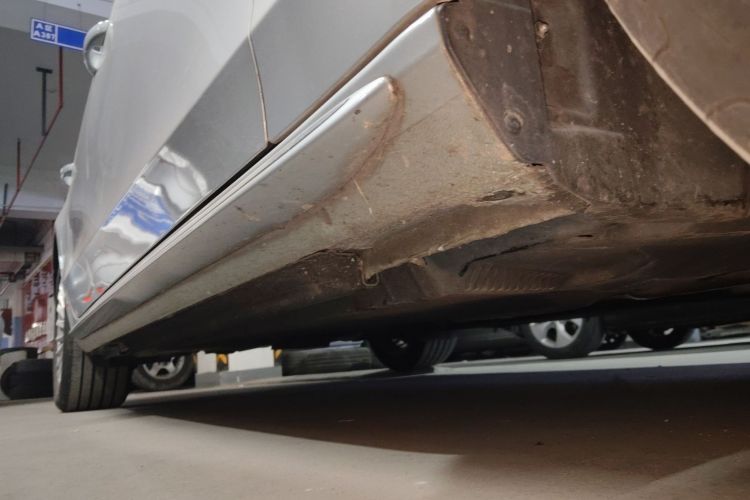 奥迪A4L 2015款 35 TFSI 自动豪华型局部细节9001