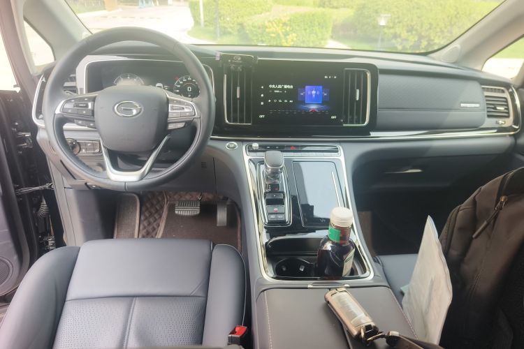 广汽传祺 传祺M8 2023款 领秀系列 390T 尊贵版中控内饰12