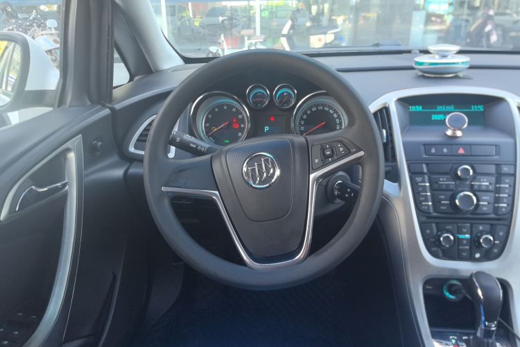 别克 英朗 2014款 XT 1.6L 自动时尚版局部细节13