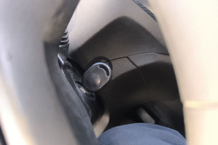 五菱汽车 五菱宏光 2015款 1.2L S 基本型国IV中控内饰7001