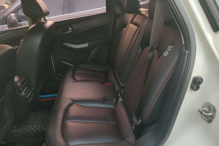 启辰T70 2019款 2.0L CVT睿享版 国V中控内饰7004