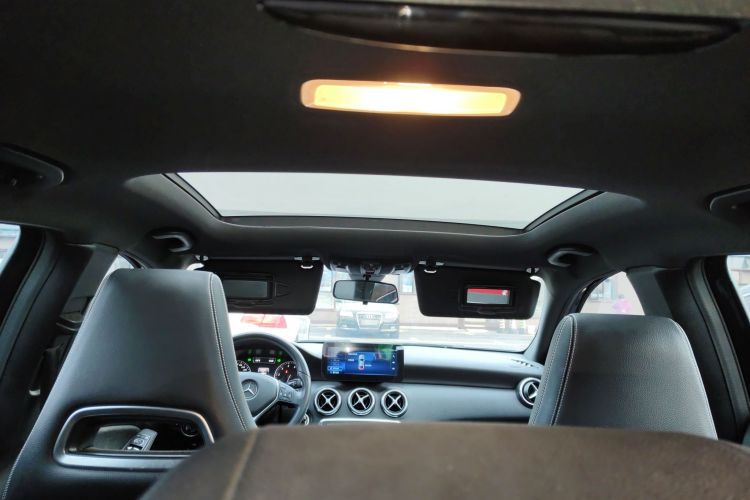 奔驰A级(进口) 2015款 A 180局部细节22