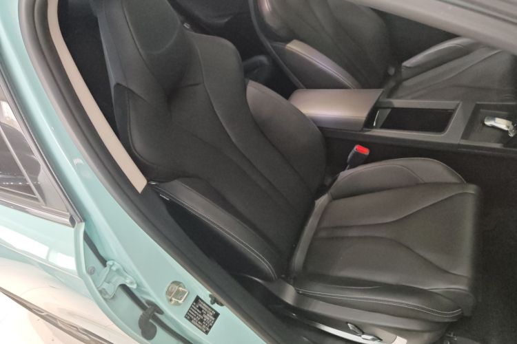 小鹏G3 2021款 G3i 460N局部细节41