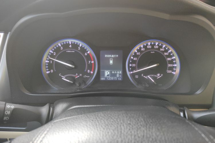 丰田 汉兰达 2015款 2.0T 两驱精英版 7座局部细节14