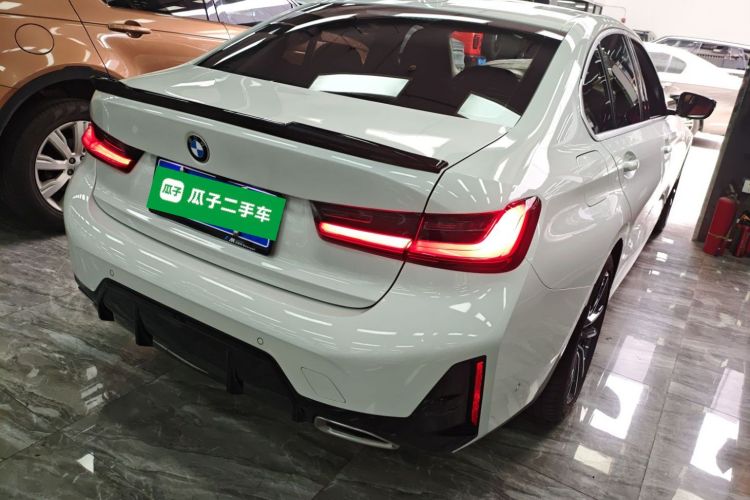 宝马3系 2025款 325i M运动套装车身外观6005