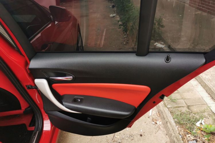 宝马1系(进口) 2018款 118i 领先型中控内饰7006