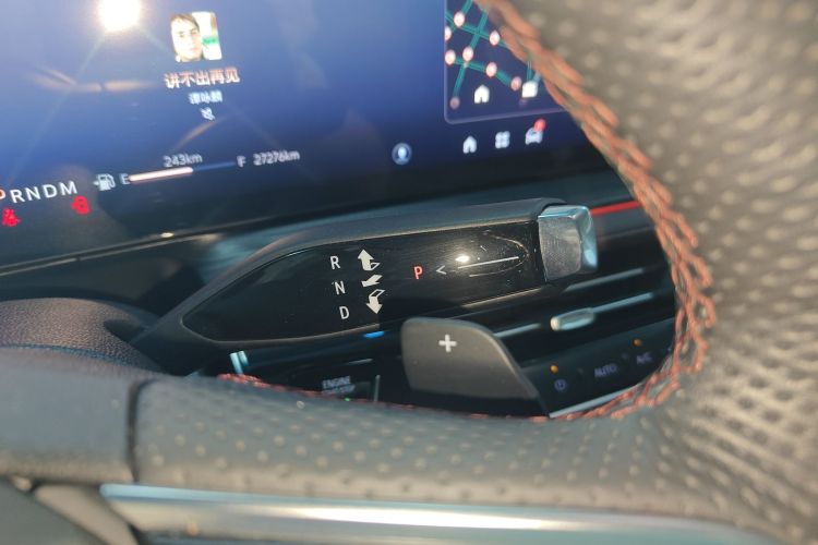 别克 世纪 2023款 2.0T 七座蕴世版中控内饰18