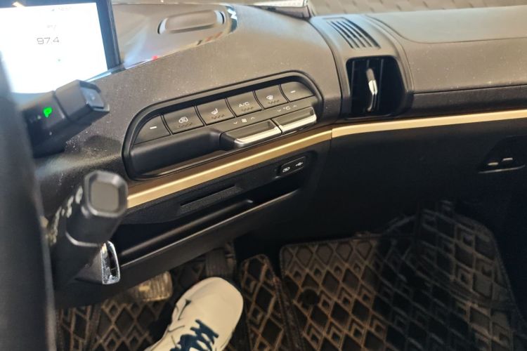 宝骏KiWi EV 2021款 设计师 磷酸铁锂局部细节16