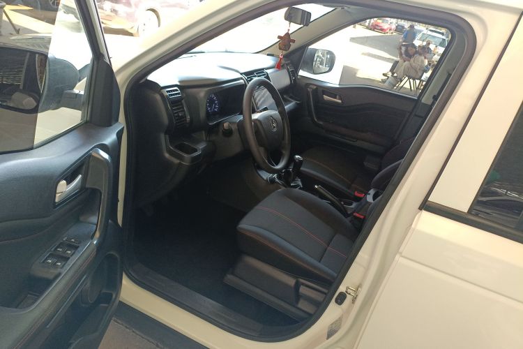 长安欧尚X70A 2020款 1.5L 手动基本型中控内饰20