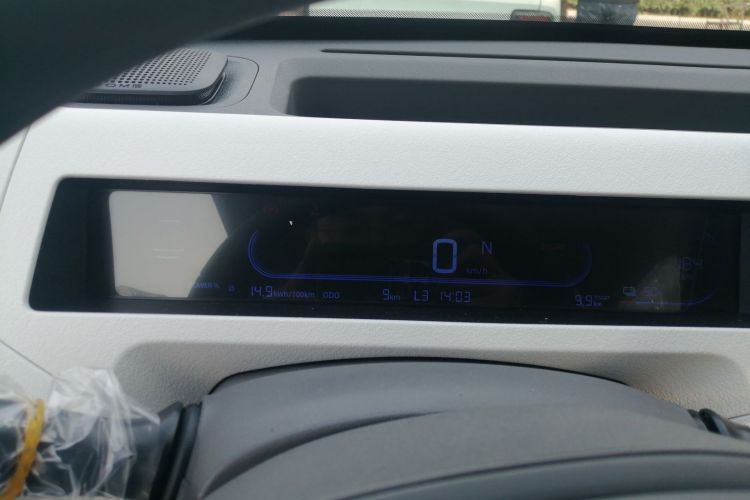 吉利银河 2024款 熊猫mini 200km 耐力熊局部细节14