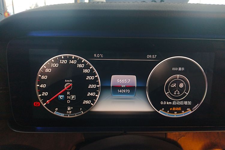 奔驰E级 2018款 改款 E 300 L 时尚型局部细节14