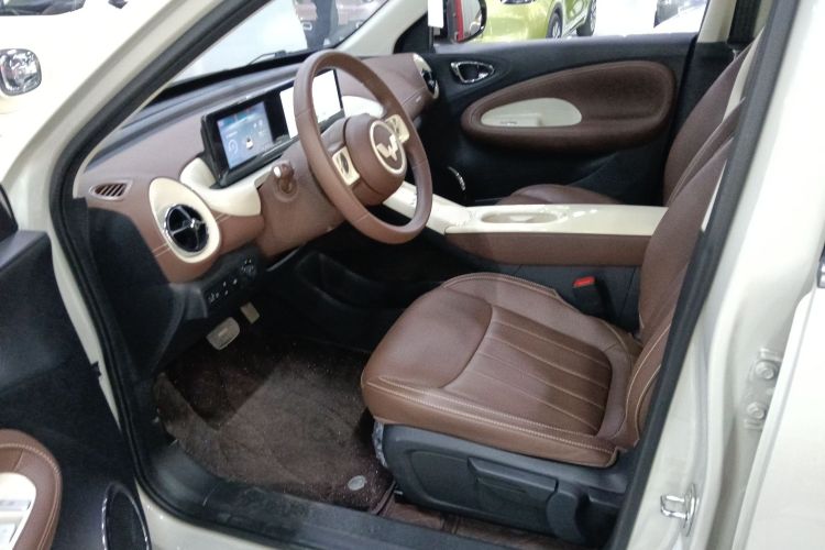 五菱汽车 五菱缤果 2025款 333km 灵犀互联款中控内饰19