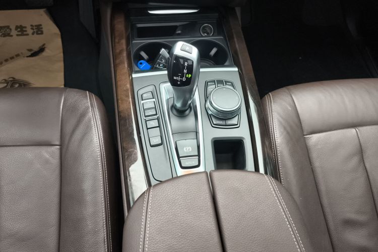 宝马X5(进口) 2017款 xDrive28i中控内饰18