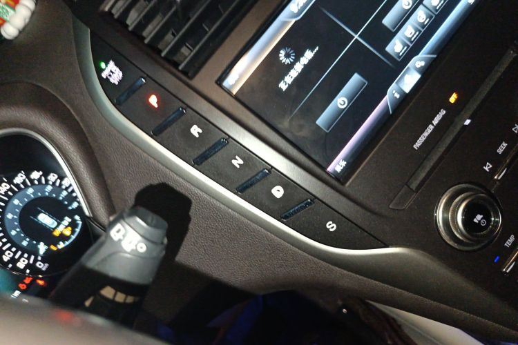 林肯MKC 2014款 2.0T 四驱尊耀版局部细节18