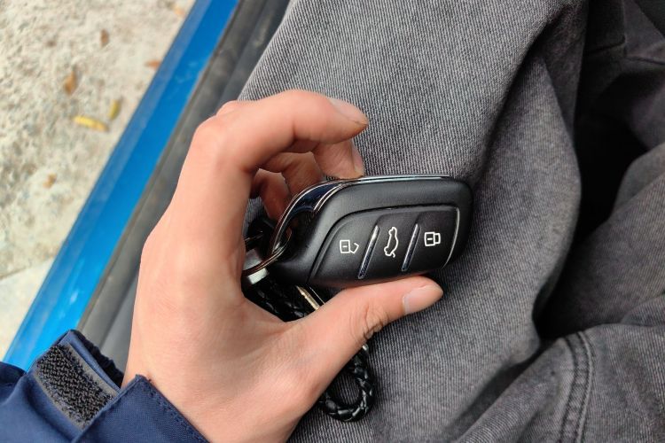 名爵 MG5 2021款 180DVVT 手动青春豪华版中控内饰11