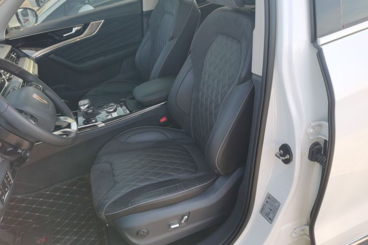 红旗HS5 2019款 2.0T 智联旗享版中控内饰19