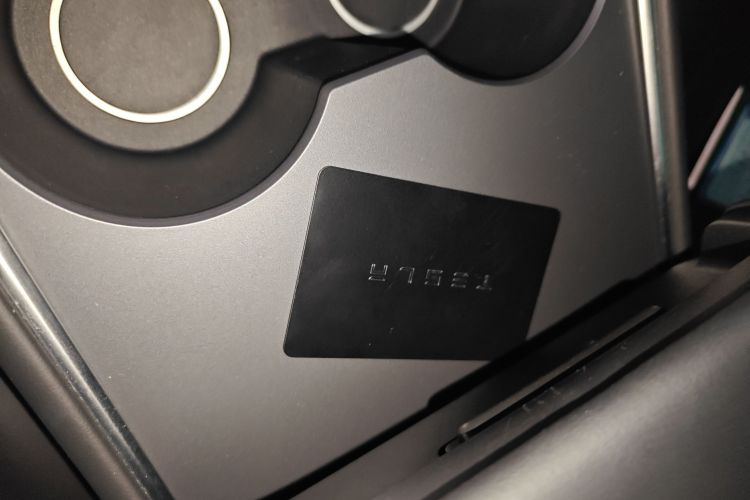 特斯拉 Model 3 2022款 后轮驱动版中控内饰11