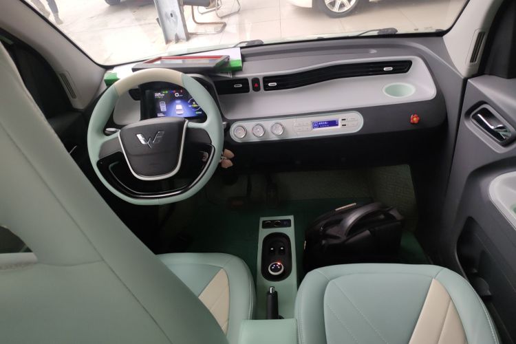 五菱汽车 宏光MINIEV 2021款 马卡龙臻享款 磷酸铁锂中控内饰7002