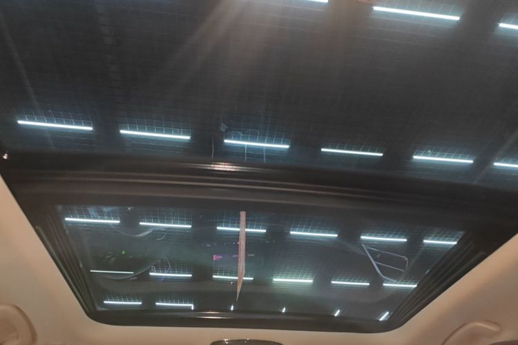 宝马3系 2025款 330Li M运动曜夜套装局部细节22