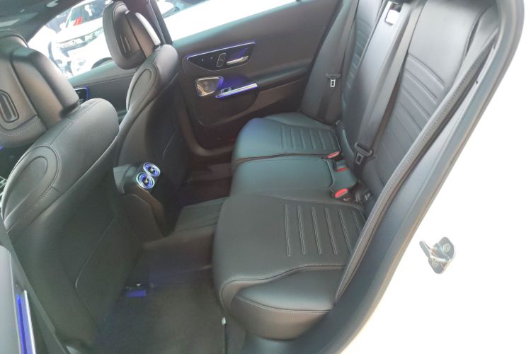 奔驰C级 2024款 改款二 C 260 L 皓夜运动版中控内饰21