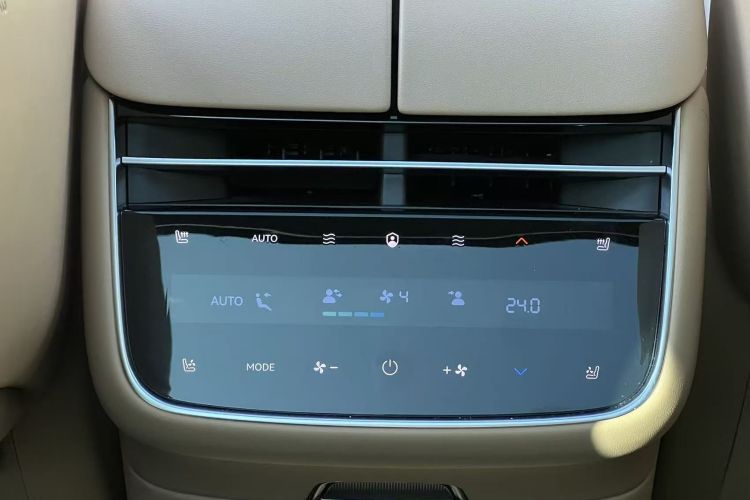 鸿蒙智行 享界S9 2024款 纯电 Ultra 四驱旗舰版中控内饰16