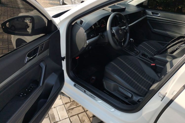 大众 朗逸 2019款 280TSI DSG舒适版 国VI中控内饰20