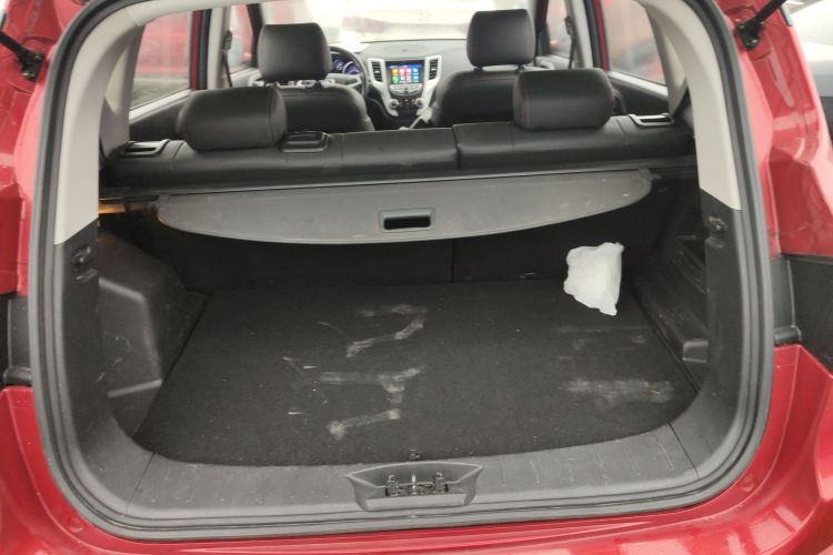 长安CS35 2016款 1.6L 手动豪华型 国V机舱底盘23