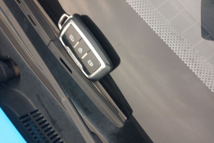 凯翼V3 2016款 1.5L 自动智联III中控内饰11