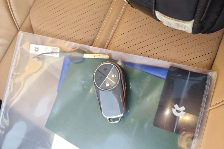 蔚来ES6 2020款 420KM 运动版中控内饰11