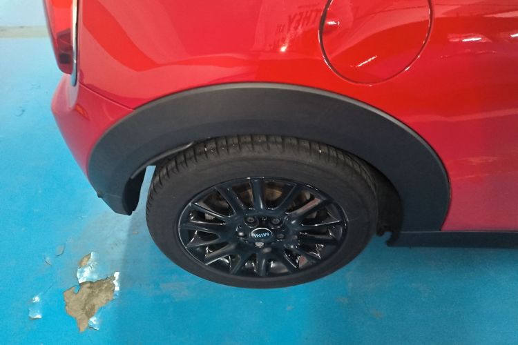 MINI 2019款 1.5T COOPER 经典派车身外观6008