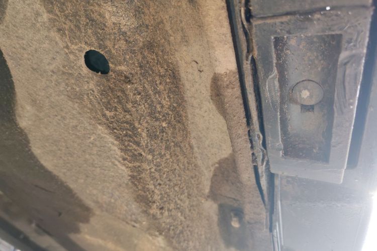 奥迪A6L 2014款 30 FSI 技术型局部细节9004