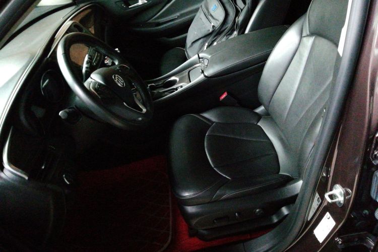 别克 昂科威 2019款 20T 两驱精英型 国VI局部细节19