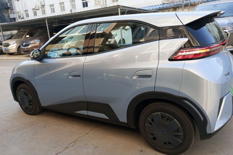 比亚迪 海鸥 2025款 305km 自由版车身外观4