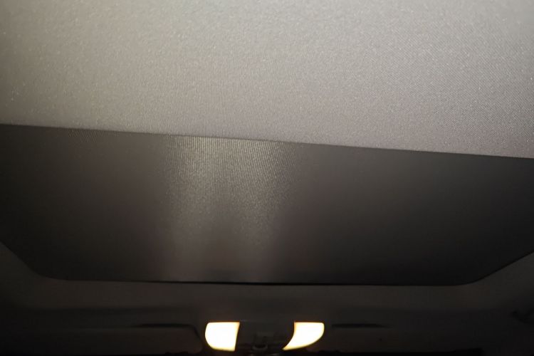 奔驰E级(进口) 2009款 E 300 时尚型中控内饰22