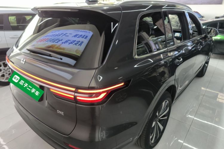 理想汽车 理想ONE 2020款 增程6座版车身外观7