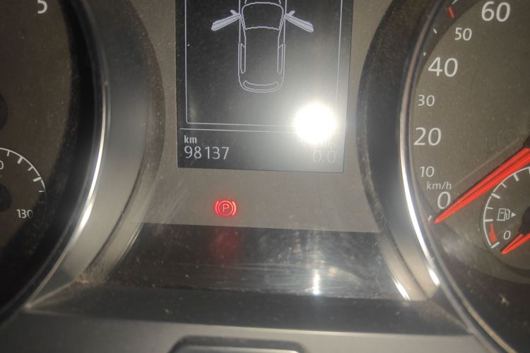 大众 高尔夫 2017款 1.6L 自动舒适百万辆纪念版中控内饰15